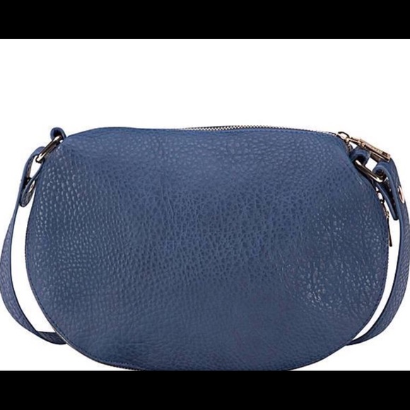 Versatile bag in blue - Picture 2 of 7